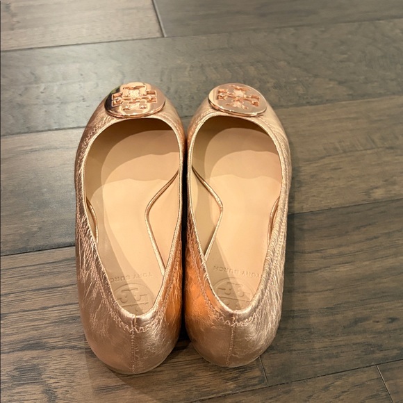 Tory Burch Rose Gold Reva Ballet Flat Sz 7.5 - Picture 4 of 8